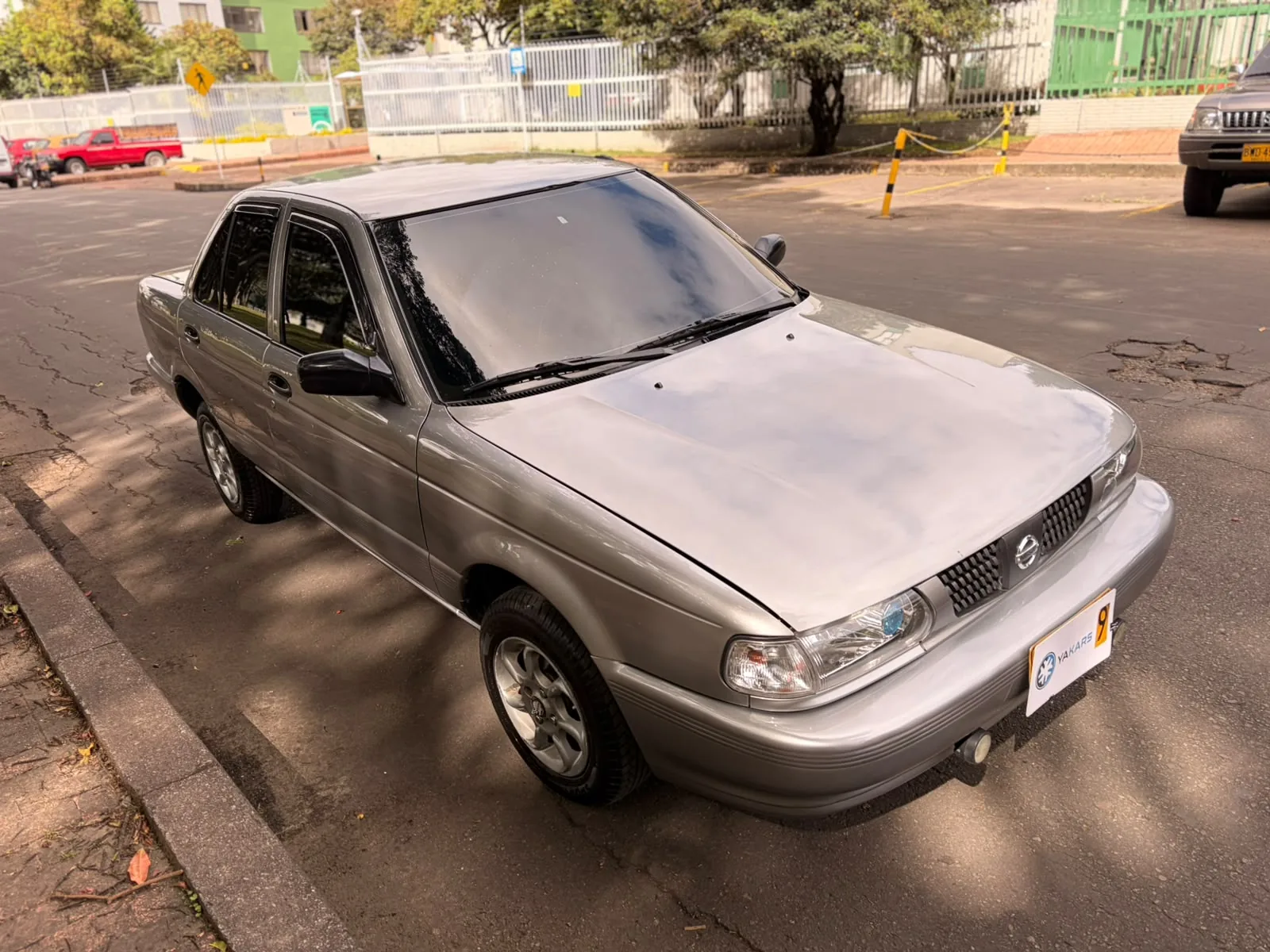 Sedán Nissan Sentra B13 2012 1.6L Mt en Bogotá — foto 4