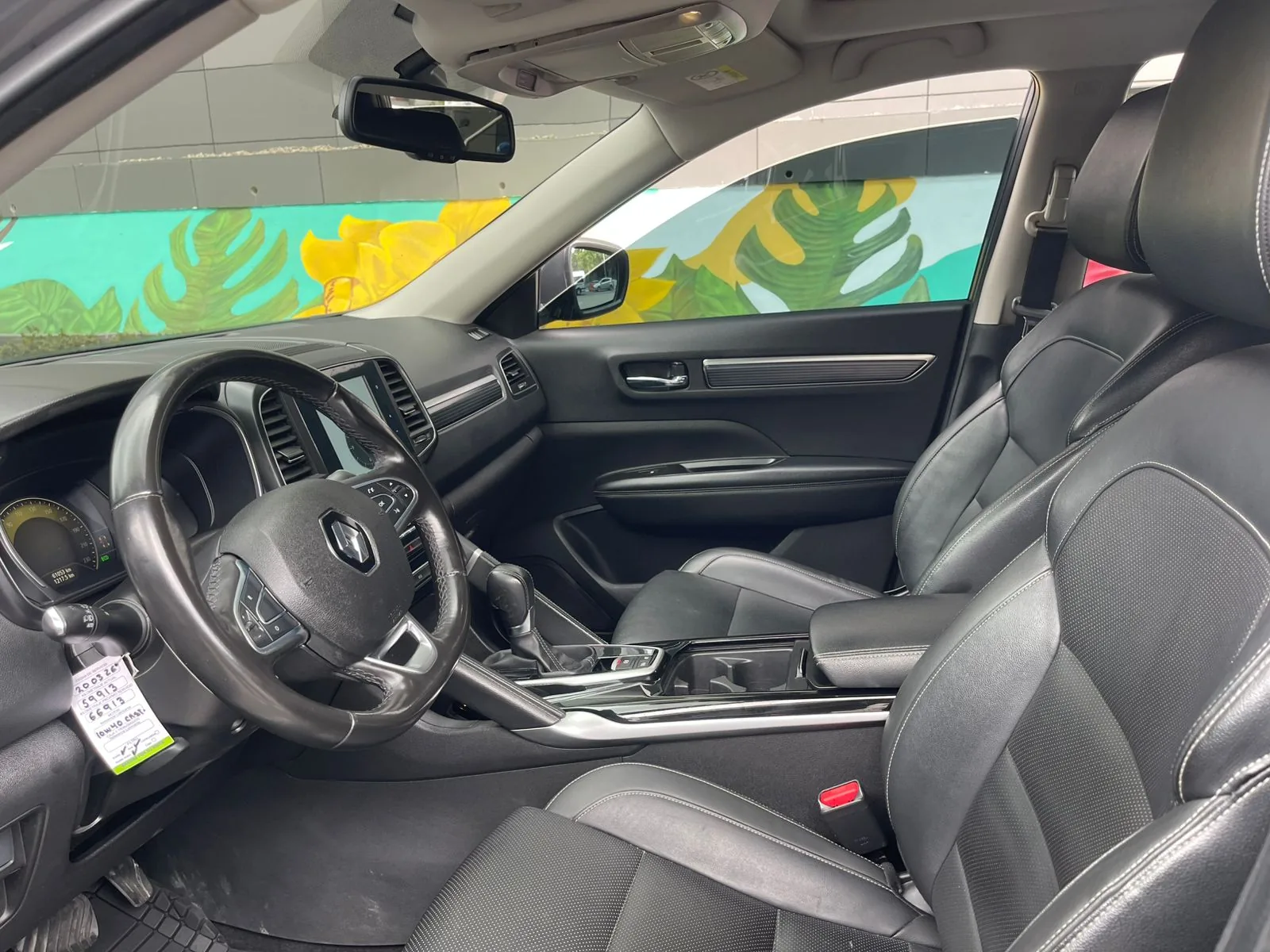 Camioneta Renault Koleos 2023 Intens 2.5L AWD en Bogotá — foto 13
