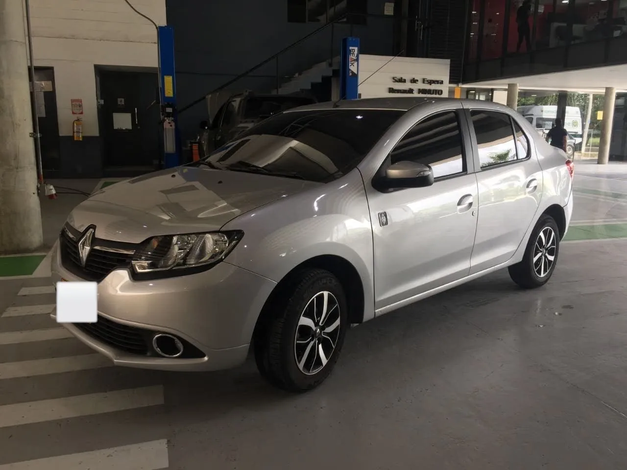 Sedán Renault Logan 2020 Intens en Cartagena de Indias — foto 3