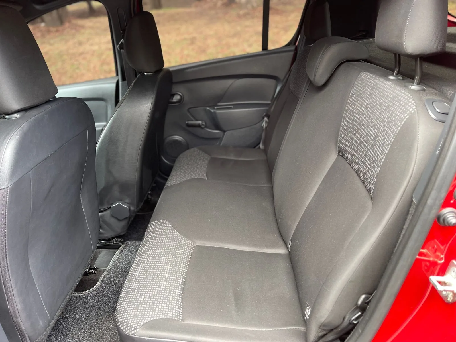 Hatchback Renault Sandero Life Plus 2023 1.6L MT en Bogotá — foto 13