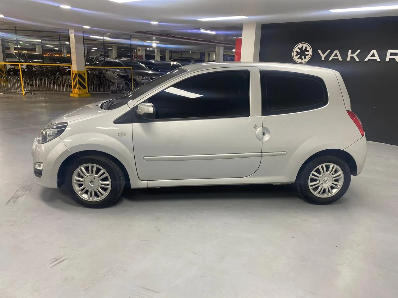 Hatchback Renault Twingo 2014 FASE II DYNAMIQUE 1.2 MT 2014 en Bogotá — foto 5
