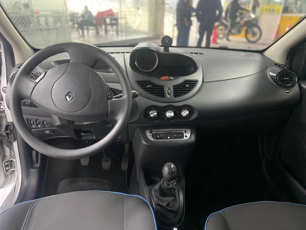 Hatchback Renault Twingo 2014 FASE II DYNAMIQUE 1.2 MT 2014 en Bogotá — foto 8