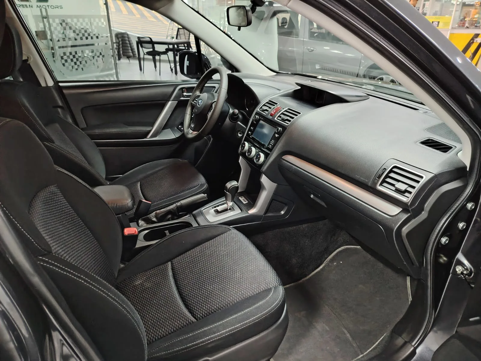 Camioneta Subaru Forester 2015 2.0L CVT 4*4 AT en Bogotá — foto 15