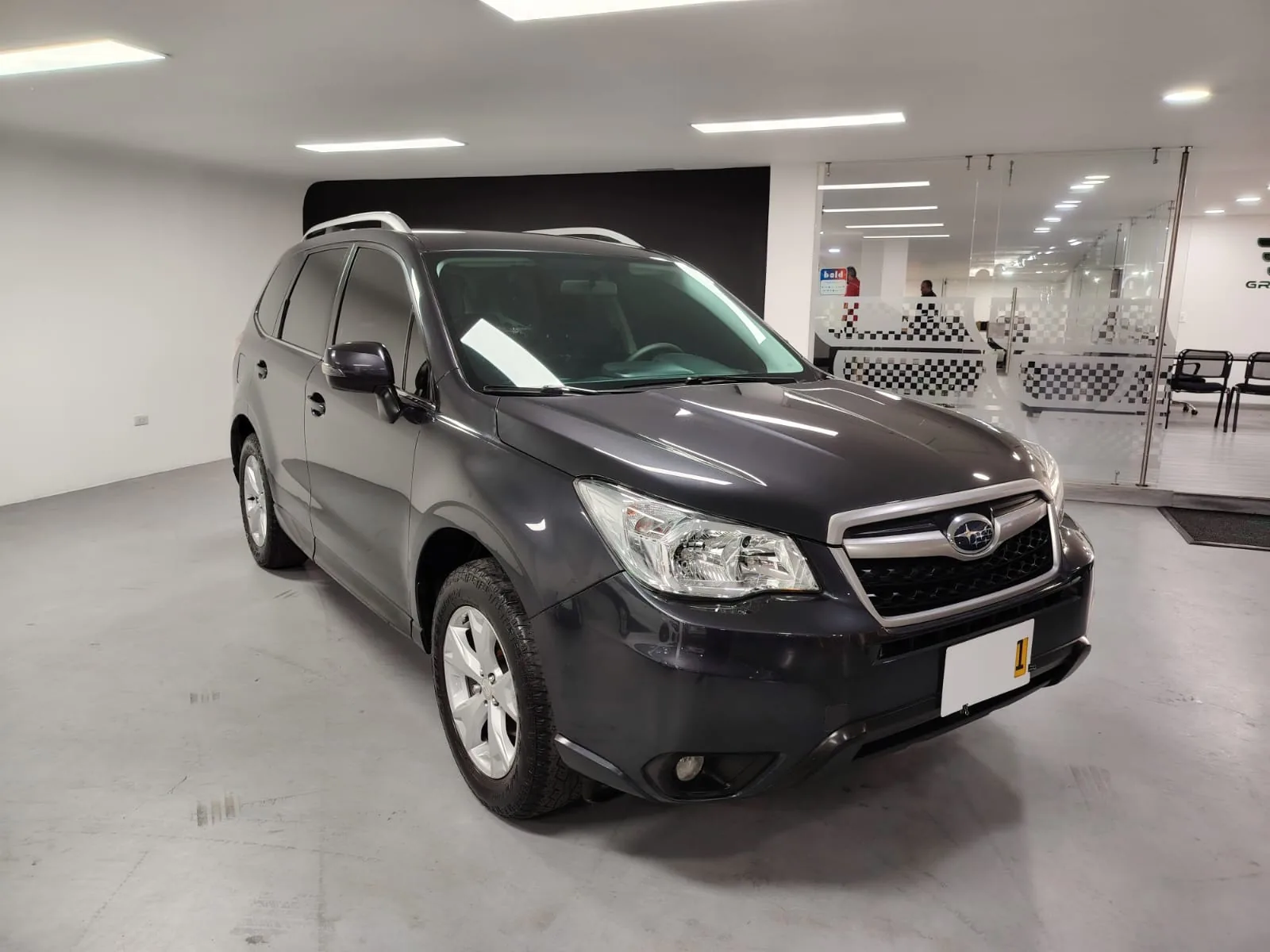 Camioneta Subaru Forester 2015 2.0L CVT 4*4 AT en Bogotá — foto 4