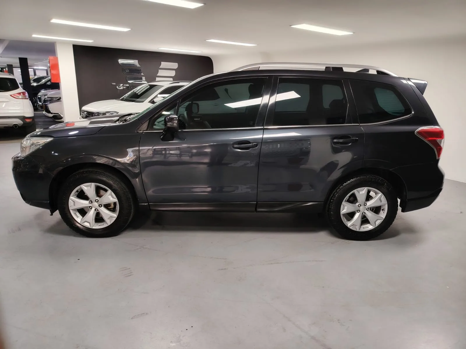 Camioneta Subaru Forester 2015 2.0L CVT 4*4 AT en Bogotá — foto 6