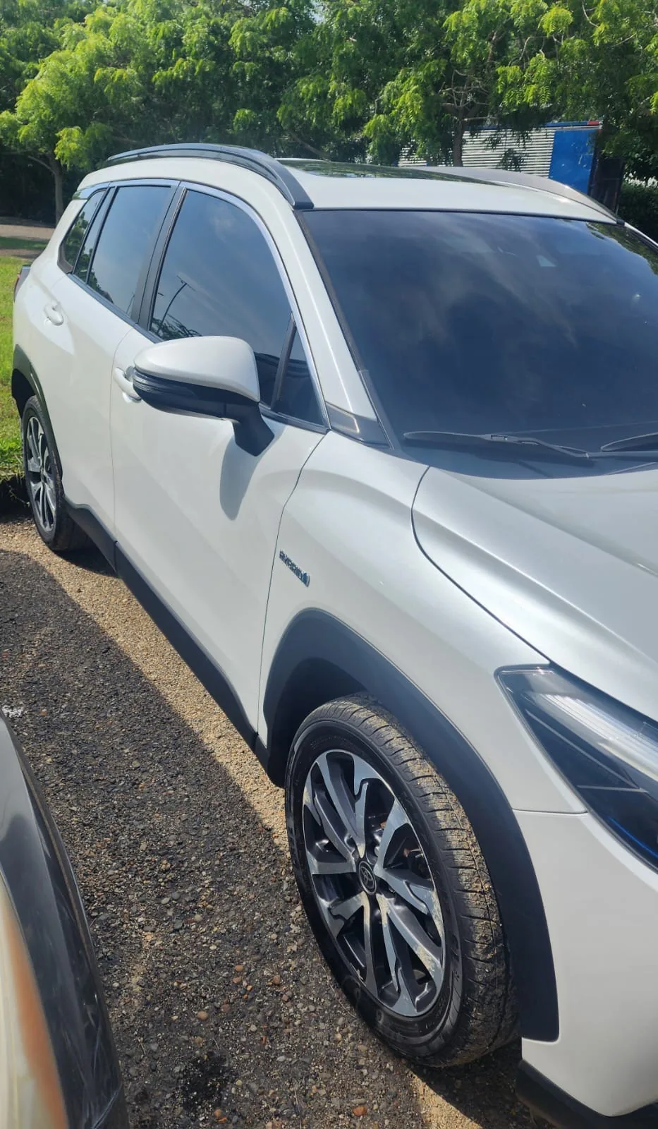 SUV Toyota Corolla Cross Hybrid 2022 SEG en Cartagena de Indias — foto 2