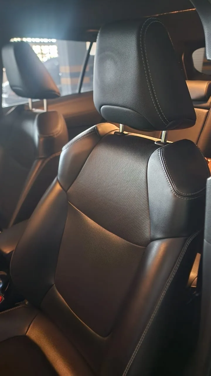 SUV Toyota Corolla Cross Hybrid 2022 SEG en Cartagena de Indias — foto 5