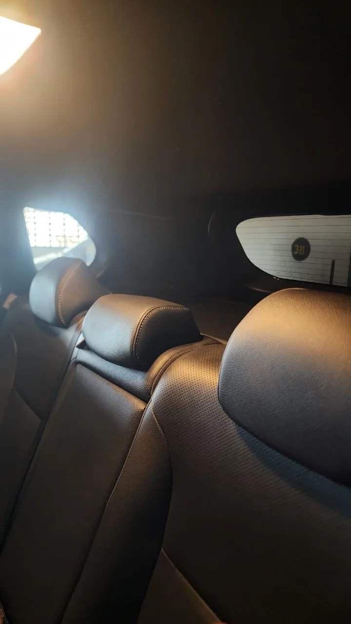 SUV Toyota Corolla Cross Hybrid 2022 SEG en Cartagena de Indias — foto 6