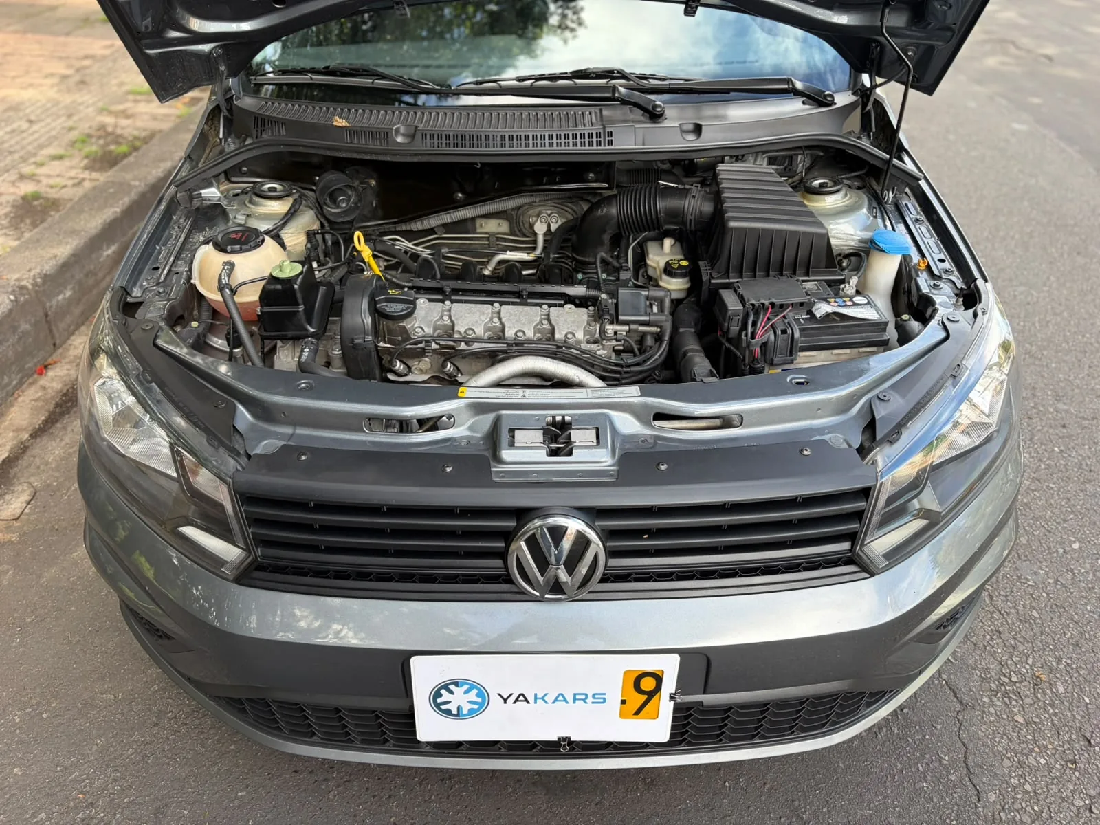 Hatchback Volkswagen Gol 2021 Trendline 1.6L Mt en Bogotá — foto 3
