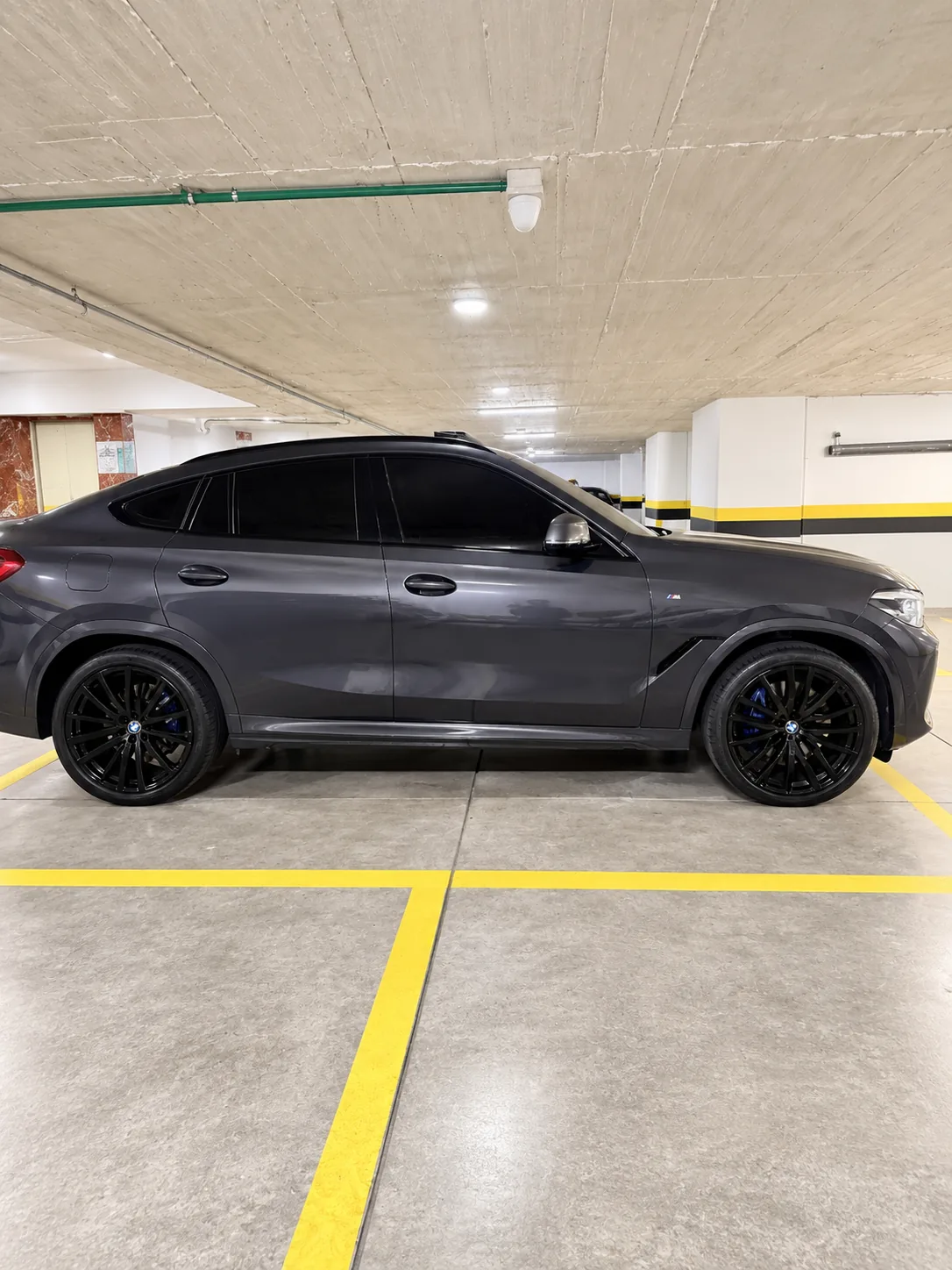 Camioneta BMW X6 2023 en Pereira — foto 2