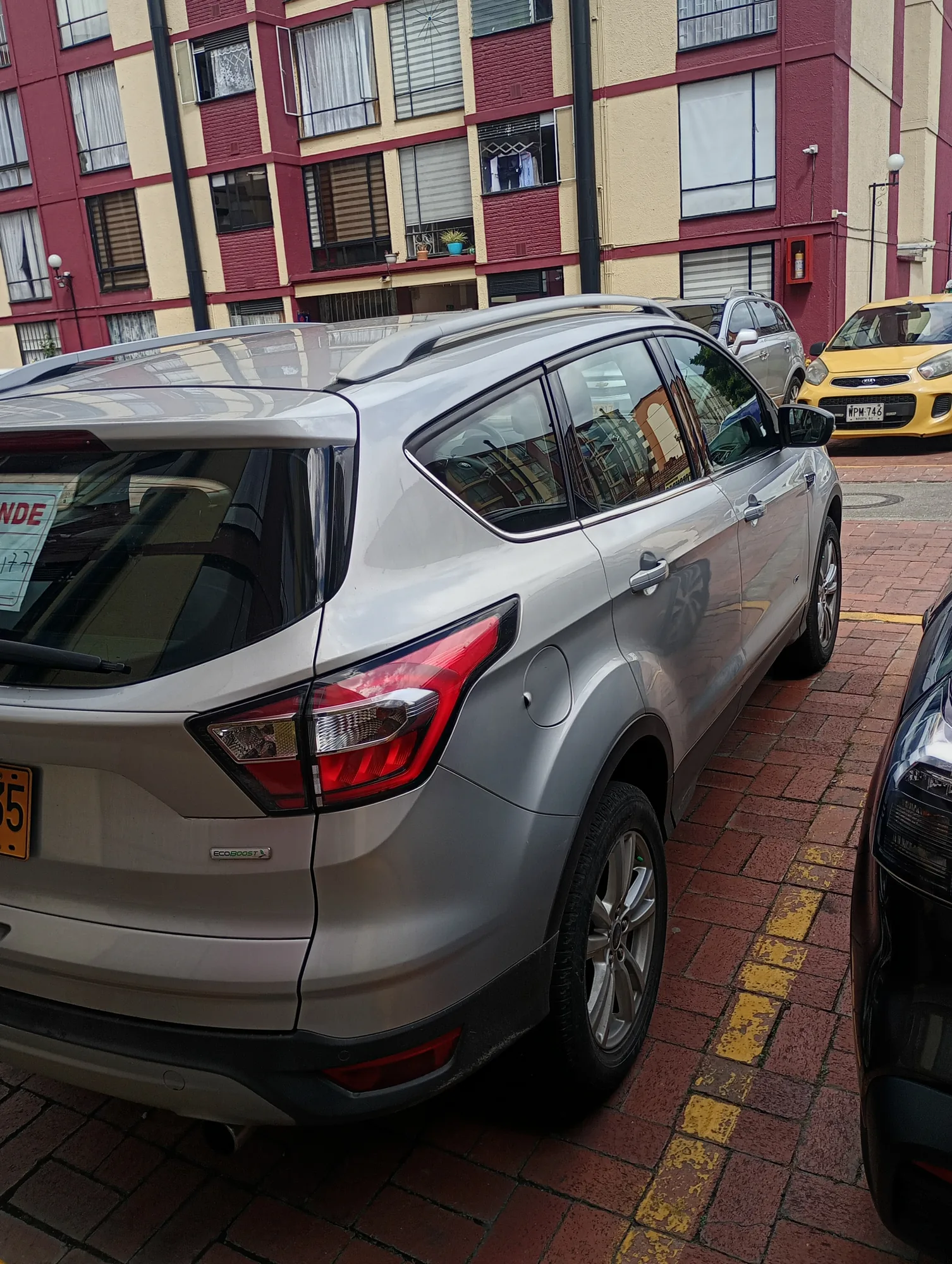 Camioneta Ford Escape 2017 AWD en Bogotá — foto 2
