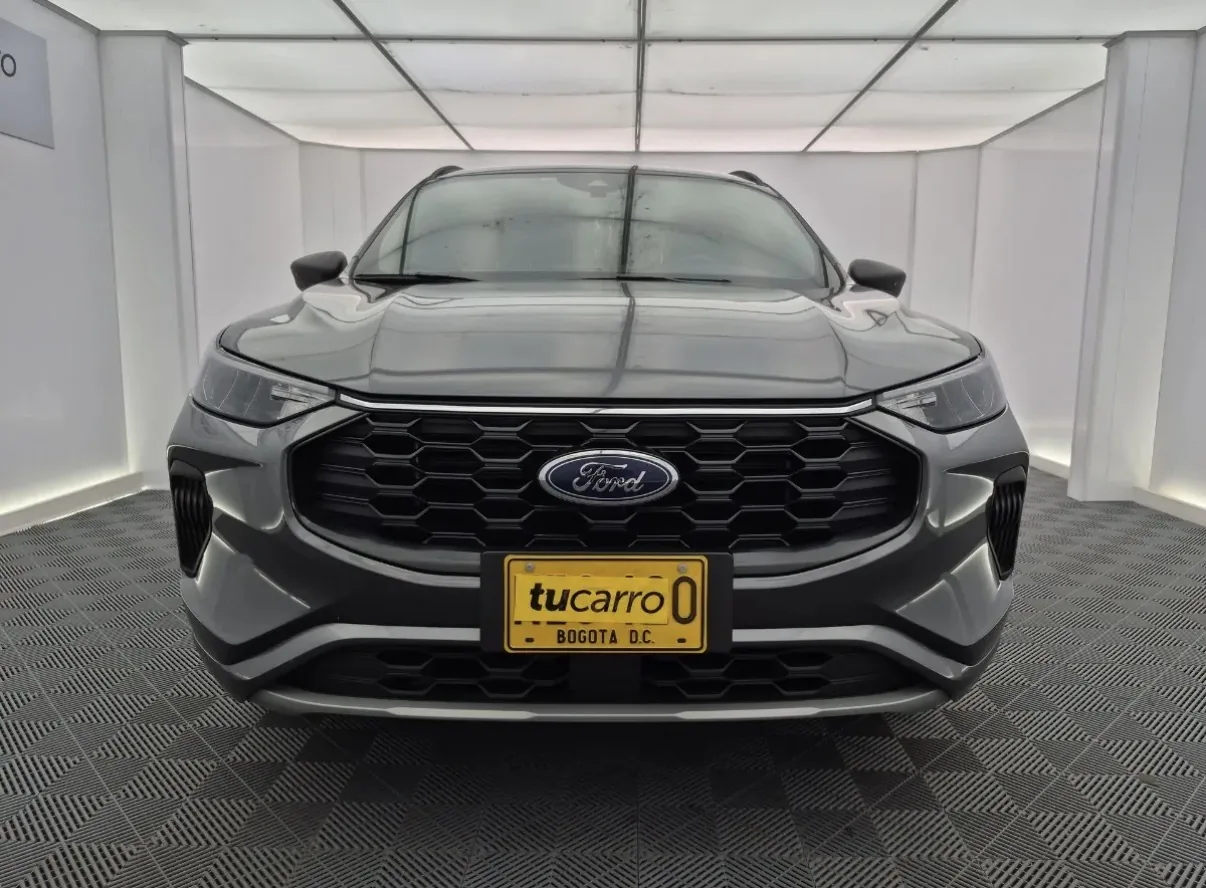 Wagon Ford Escape 2023 en BOGOTA (C/MARCA)