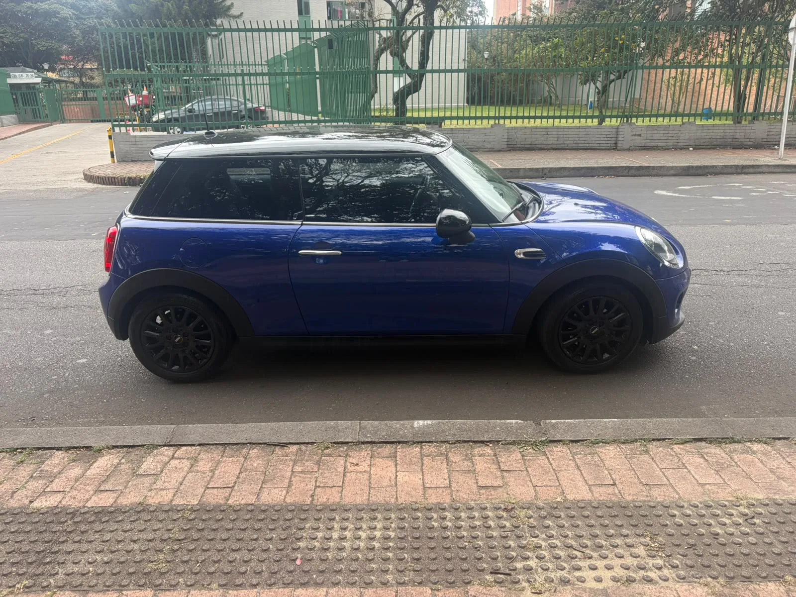 Hatchback Mini Cooper 2019 SALT 1.5L MT en Bogotá — foto 6