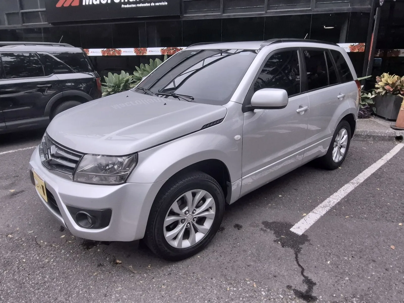 Sedán Suzuki Grand Vitara 2014 en Envigado — foto 3
