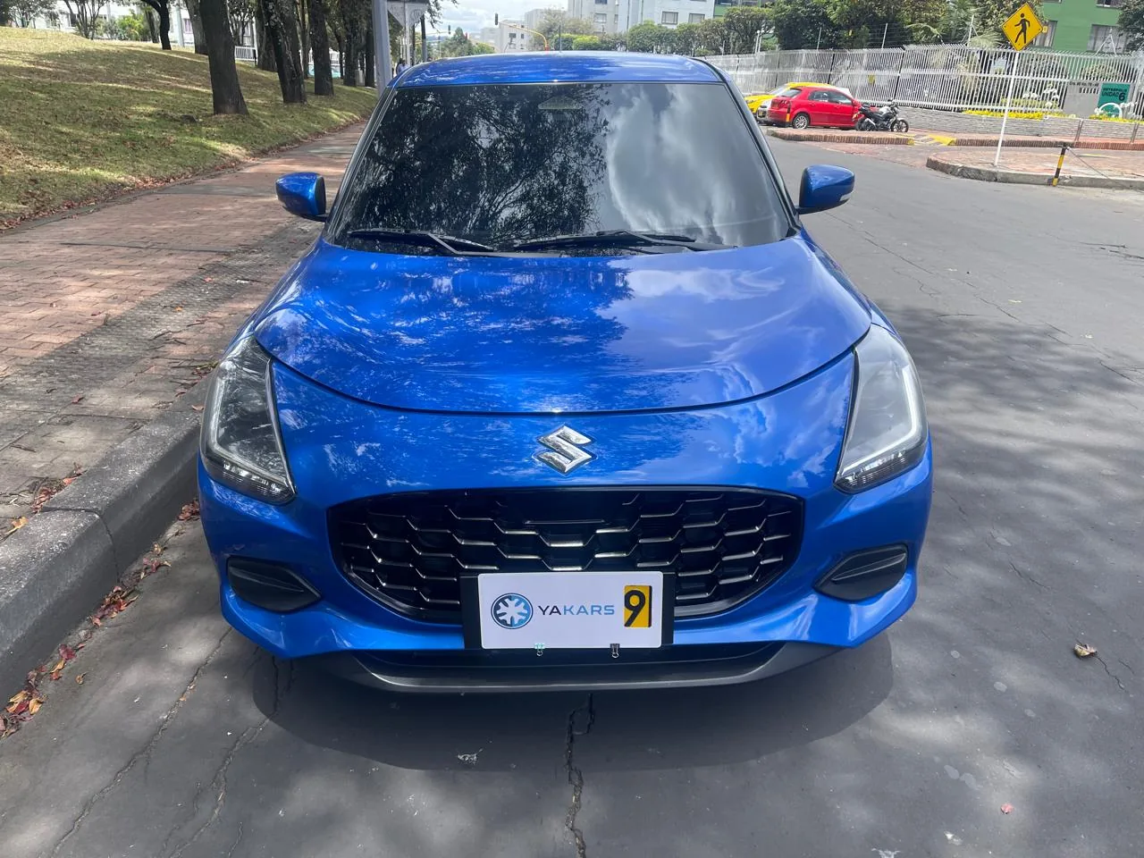 Hatchback Suzuki Swift 2025 HYBRID 1.2L AUTOMATICO FINANCIABLE en Bogotá