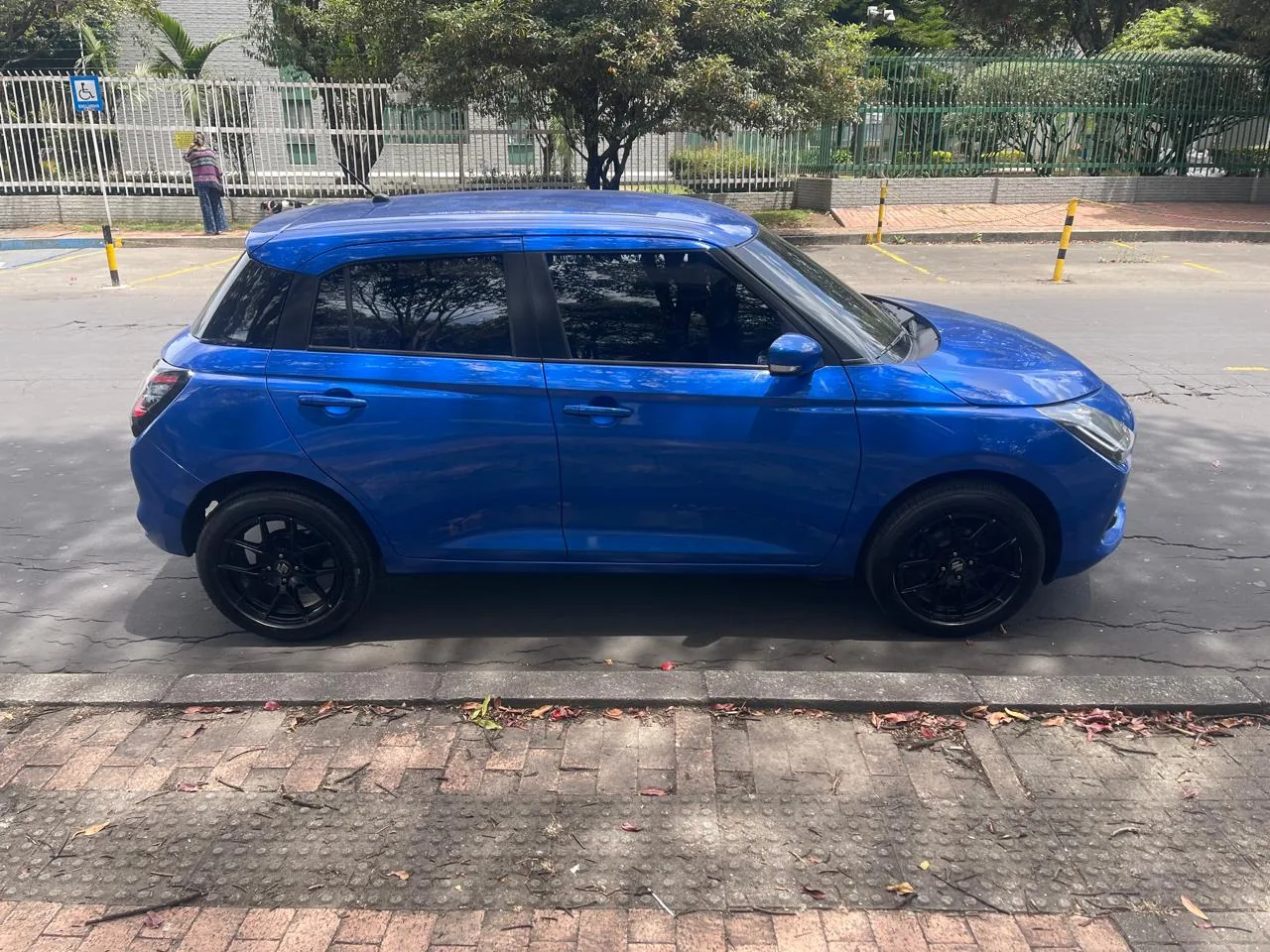 Hatchback Suzuki Swift 2025 HYBRID 1.2L AUTOMATICO FINANCIABLE en Bogotá — foto 5