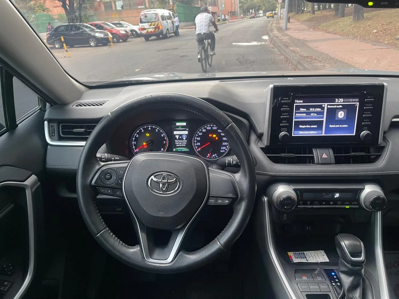 SUV Toyota RAV4 2020 2.0 AT 170HP 207NM FWD en Bogotá — foto 10