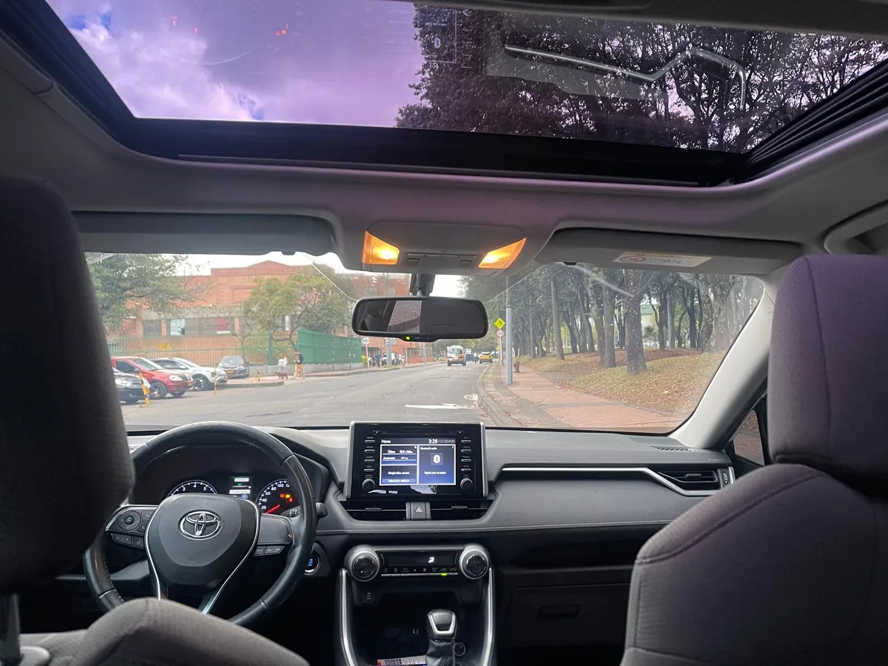 SUV Toyota RAV4 2020 2.0 AT 170HP 207NM FWD en Bogotá — foto 12