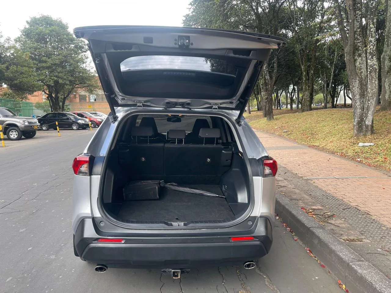 SUV Toyota RAV4 2020 2.0 AT 170HP 207NM FWD en Bogotá — foto 8