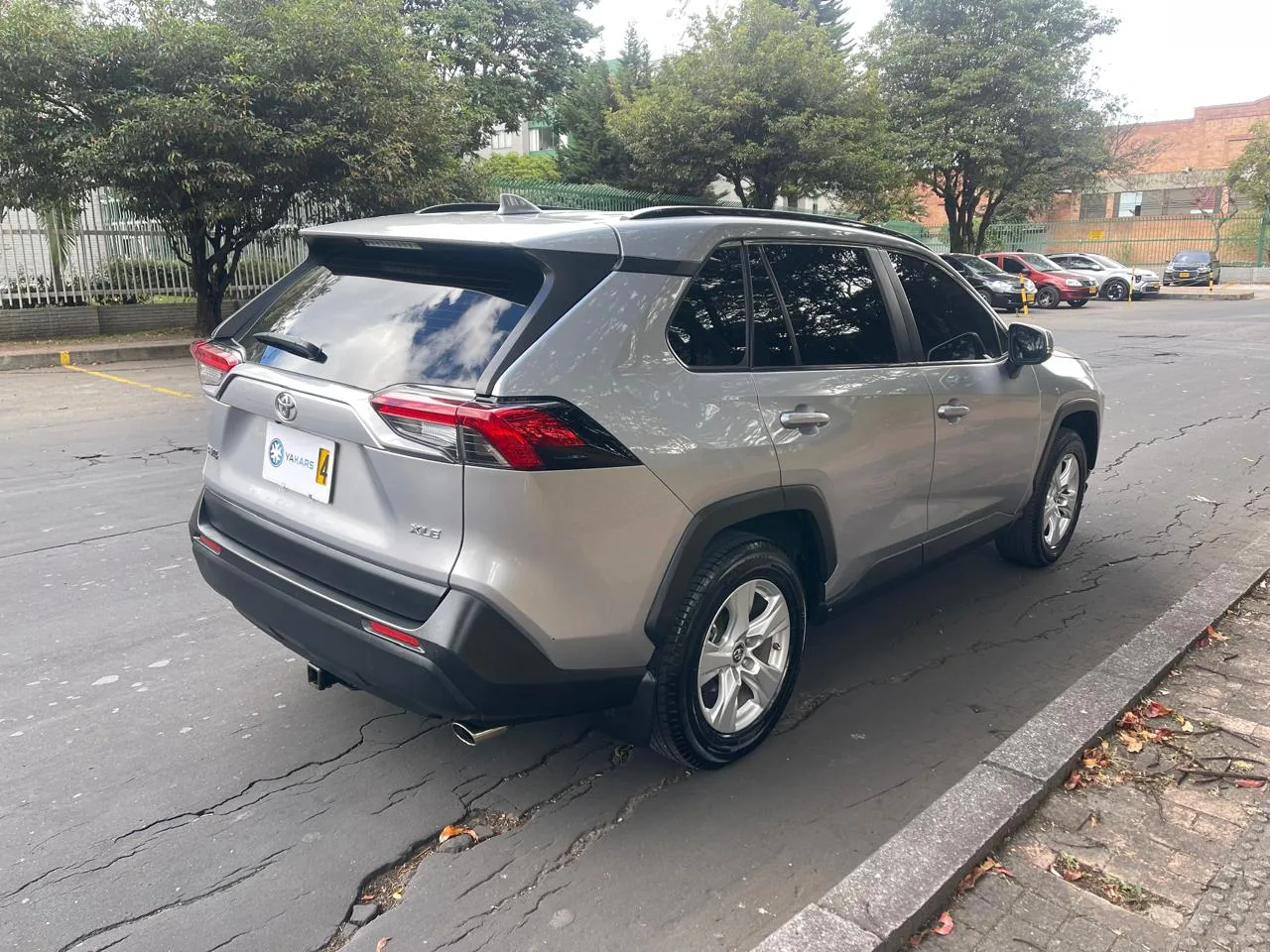 SUV Toyota RAV4 2020 2.0 AT 170HP 207NM FWD en Bogotá — foto 9