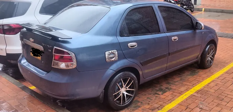Chevrolet Aveo 2009 LS color azul, Sedán — foto 2 de 4