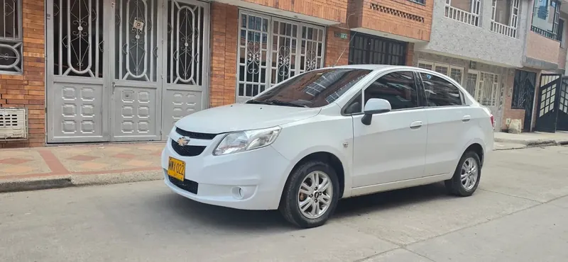 Chevrolet Sail 2013 LTZ en Bogotá — foto 5 de 5