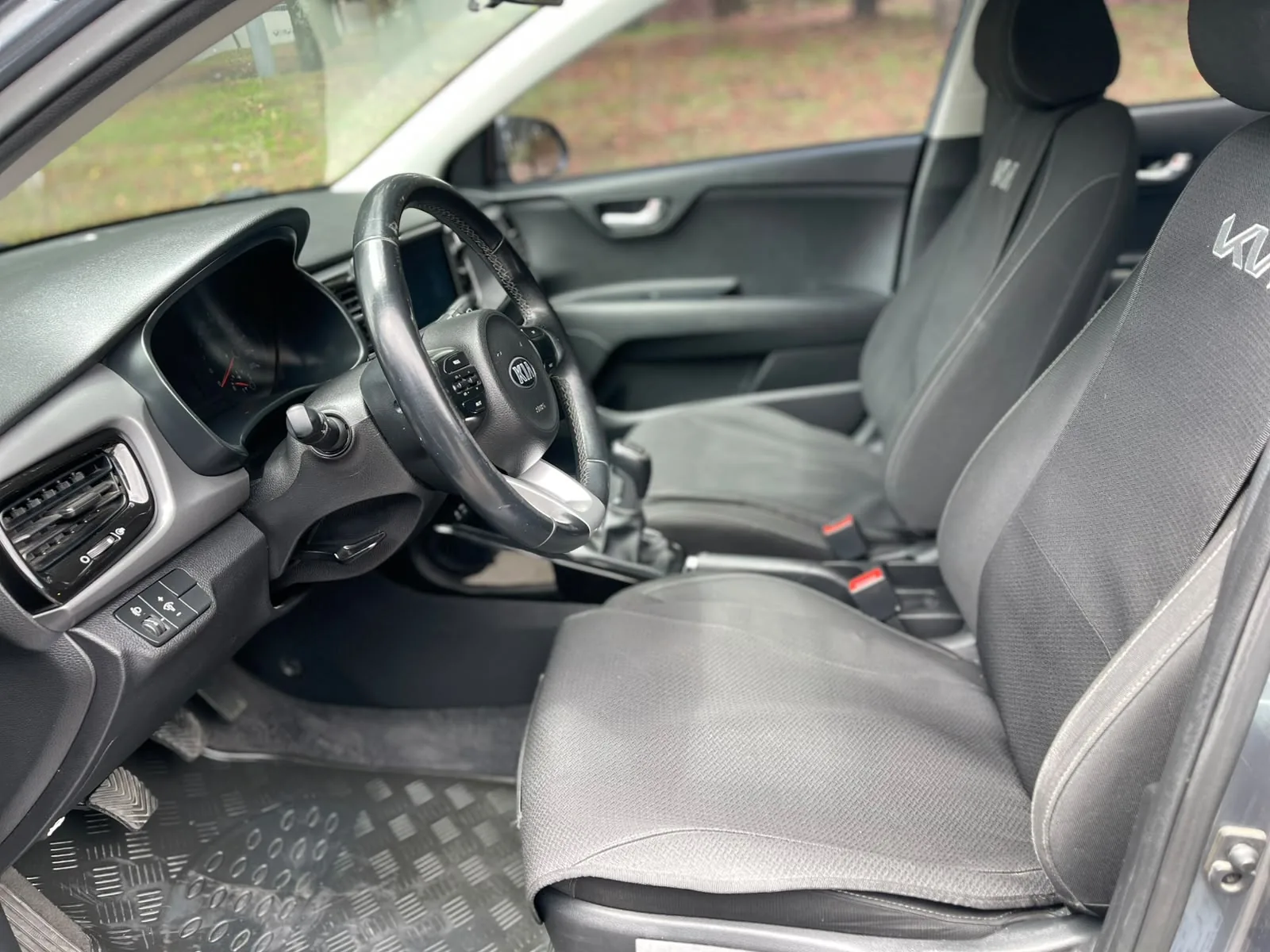 Kia Rio 2018 Vibrant en Bogotá — foto 11