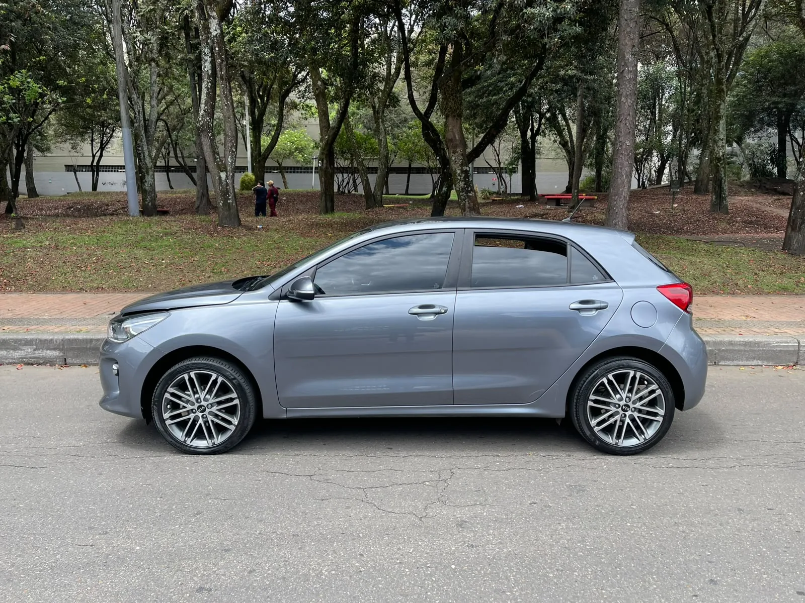 Kia Rio 2018 Vibrant en Bogotá — foto 6