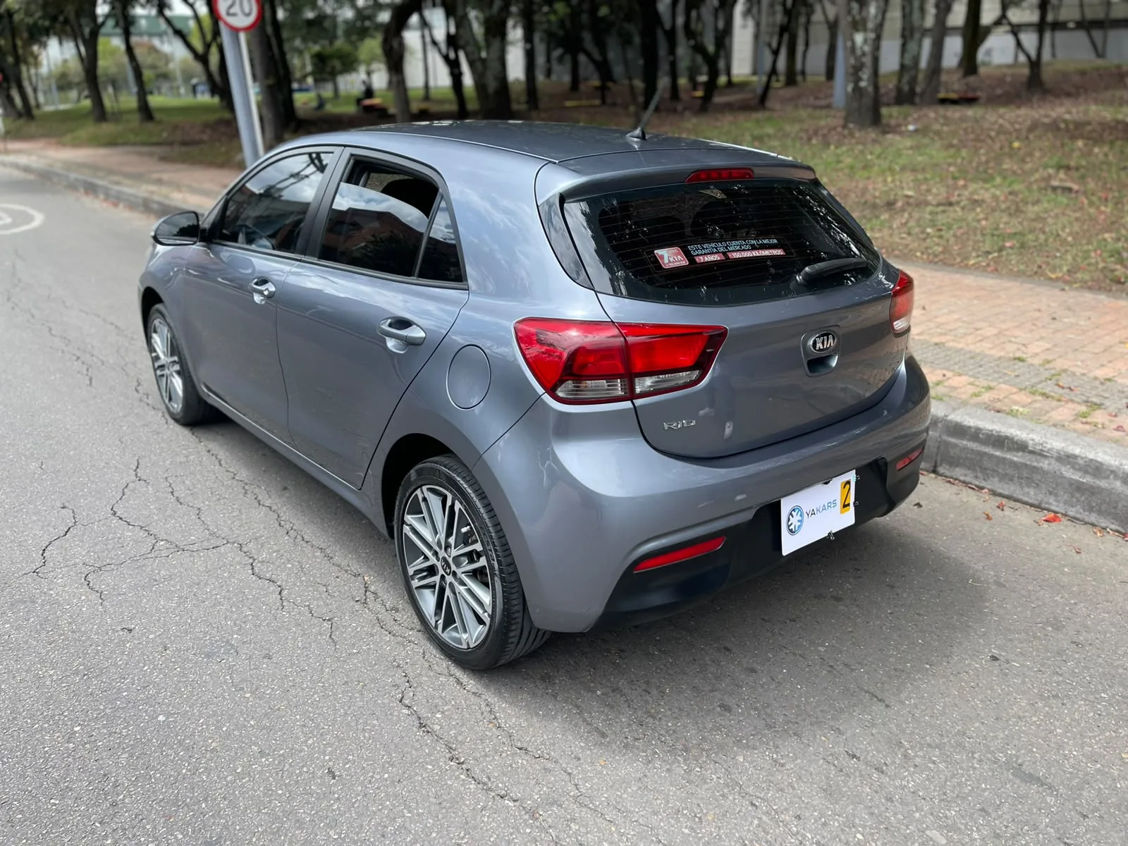 Kia Rio 2018 Vibrant en Bogotá — foto 7
