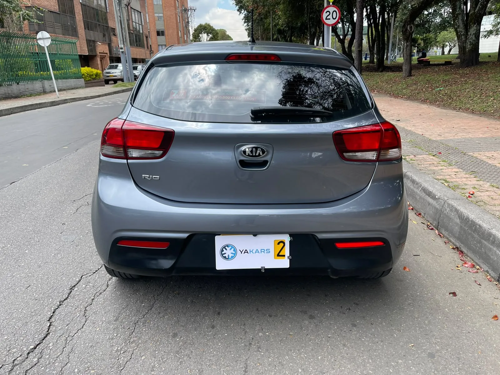 Kia Rio 2018 Vibrant en Bogotá — foto 8