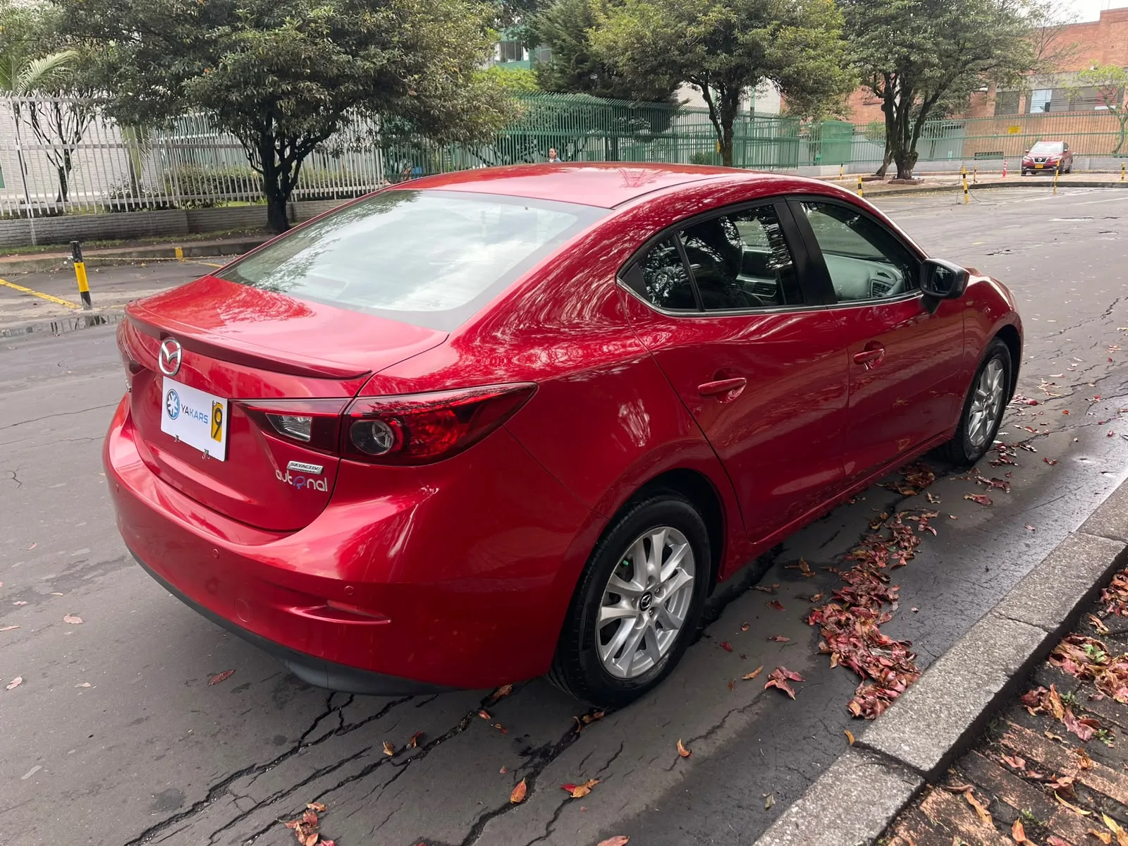Sedán Mazda Mazda 3 2017 TOURING AT 2.0L SKYACTIV en Bogotá — foto 10