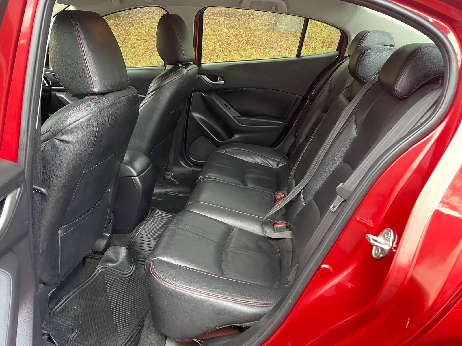 Sedán Mazda Mazda 3 2017 TOURING AT 2.0L SKYACTIV en Bogotá — foto 14