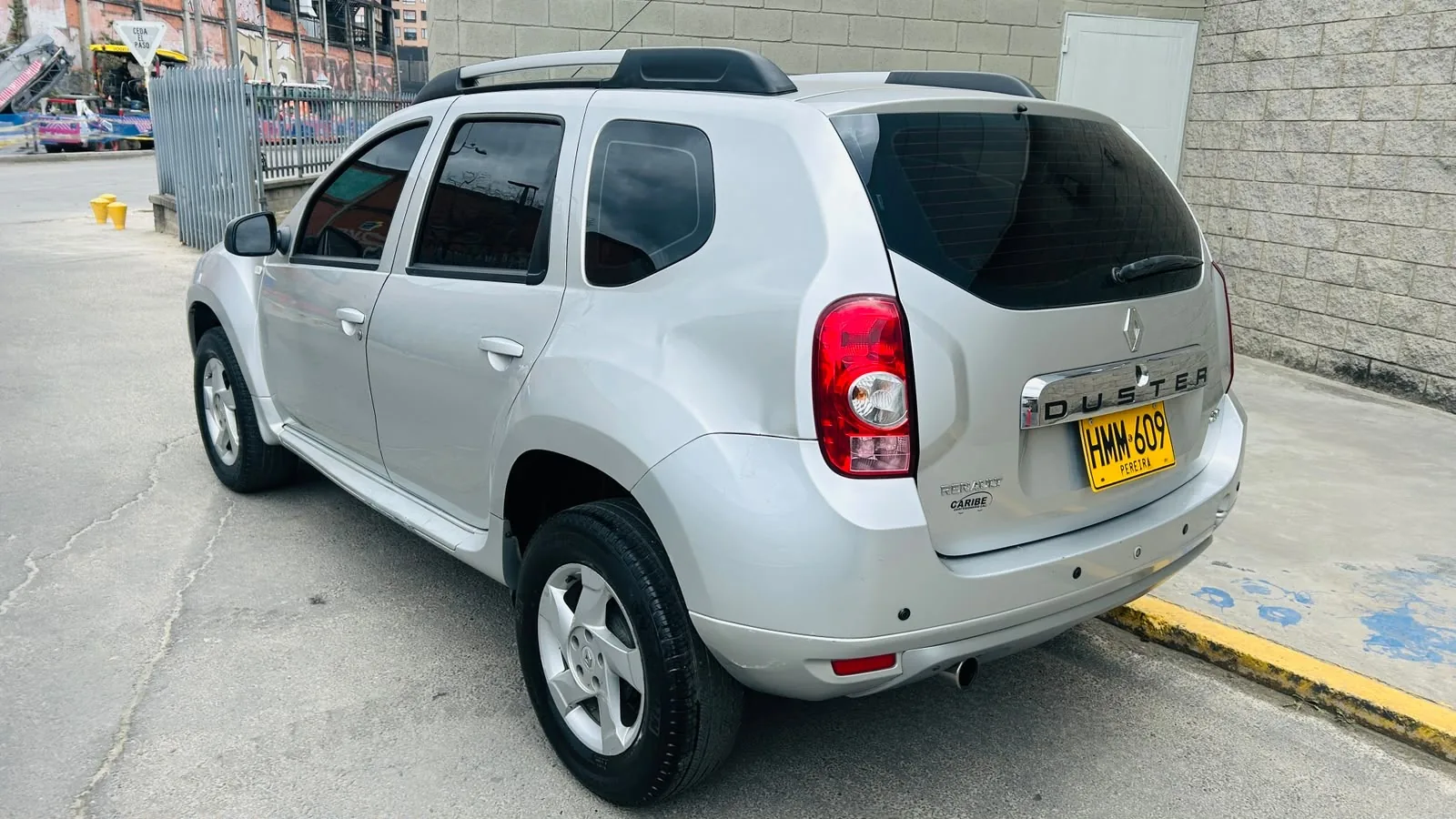 Crossover Renault Duster 2014 Dynamique en Bogotá — foto 3