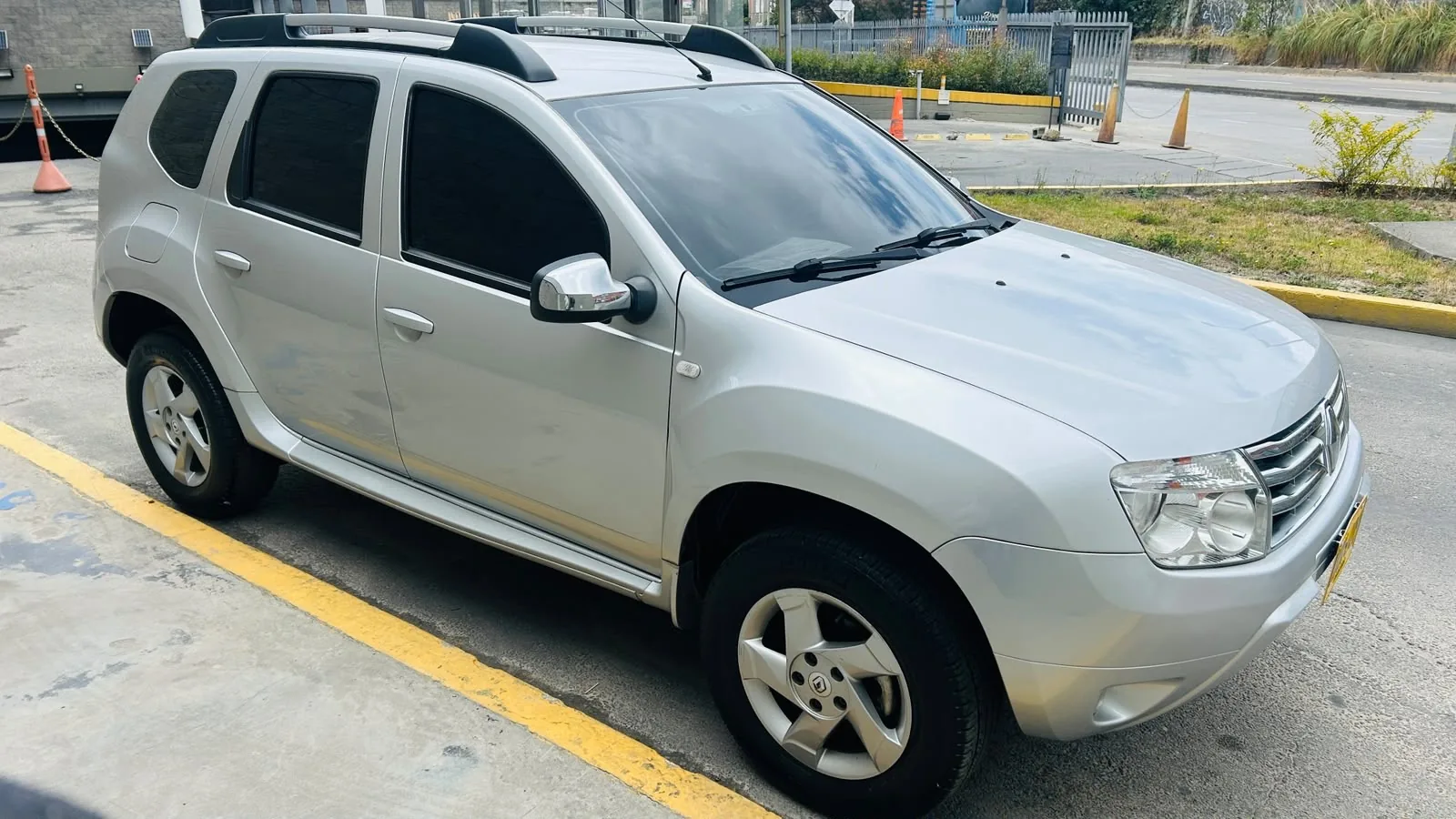 Crossover Renault Duster 2014 Dynamique en Bogotá — foto 4