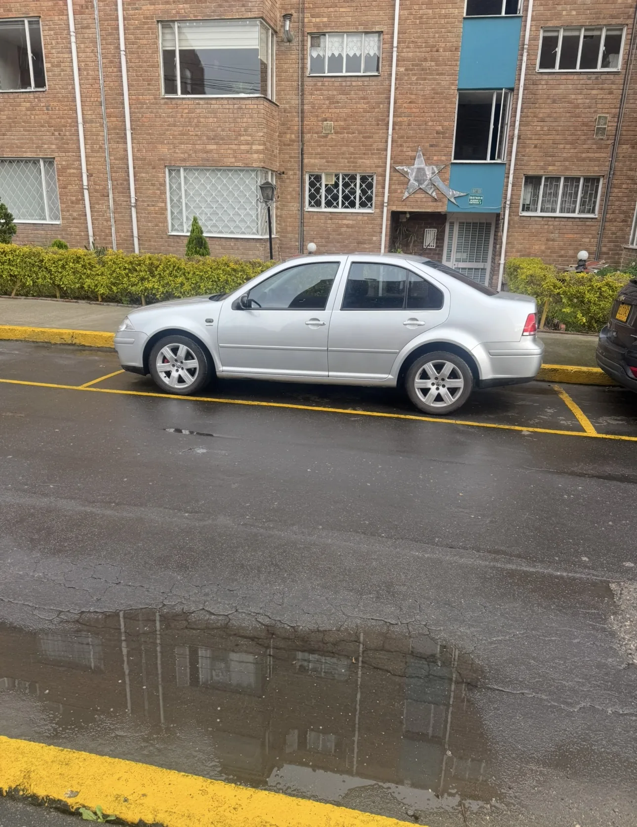 Sedán Volkswagen Jetta 2011 Trendline en Bogotá — foto 5