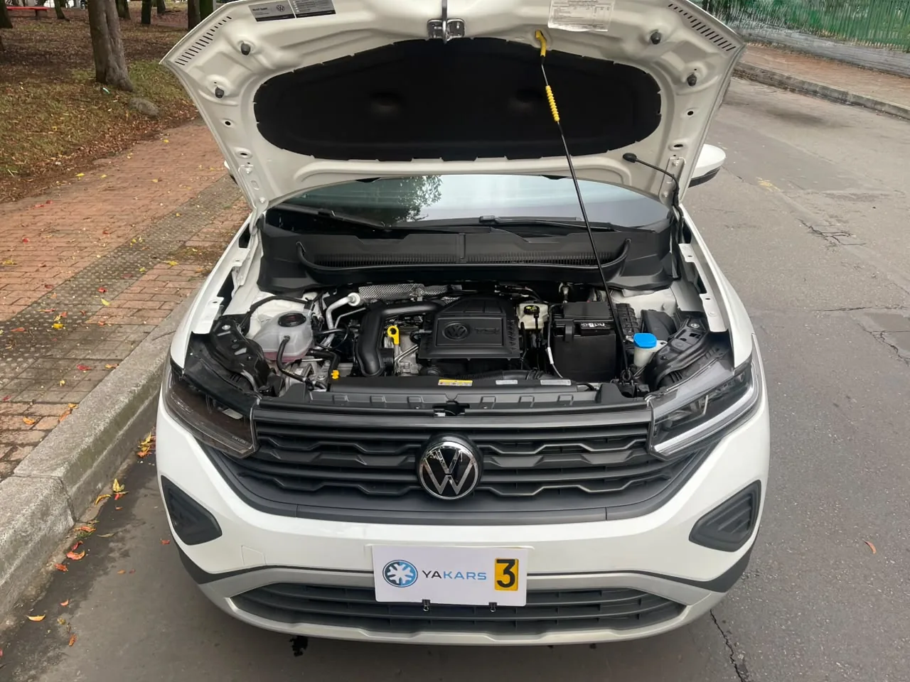SUV Volkswagen T-Cross 2025 1.0 TURBO TRENDLINE AT en Bogotá — foto 3