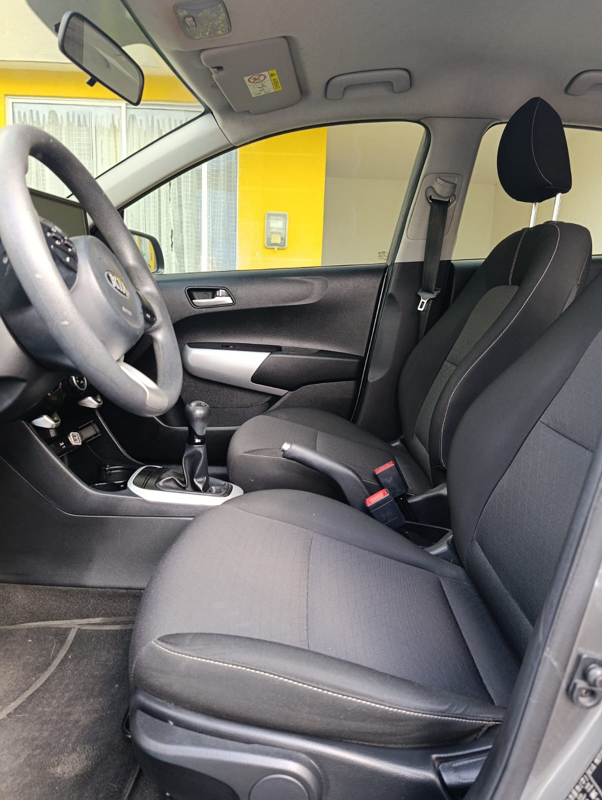 Kia Picanto Zenith 2022 Gris Dosquebradas
