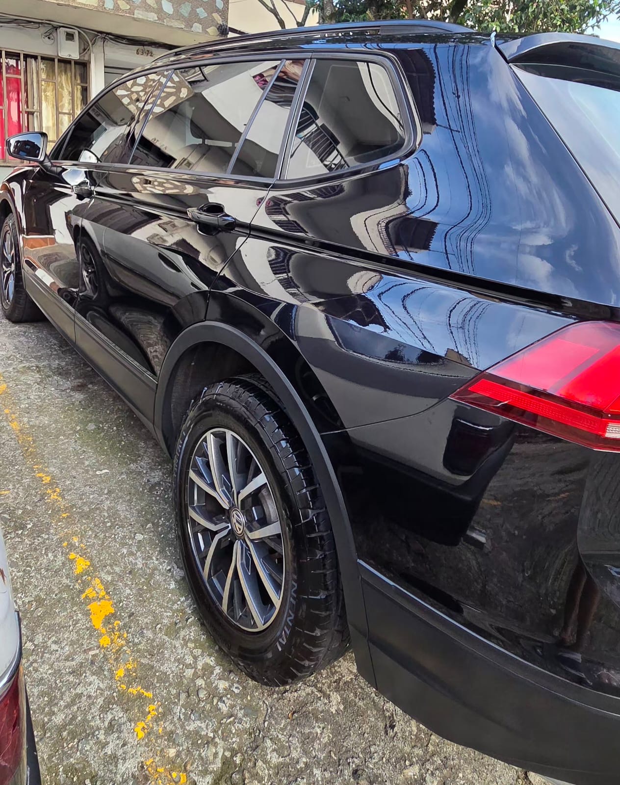 Volkswagen Tiguan Allspace 2018 Negro Medellín