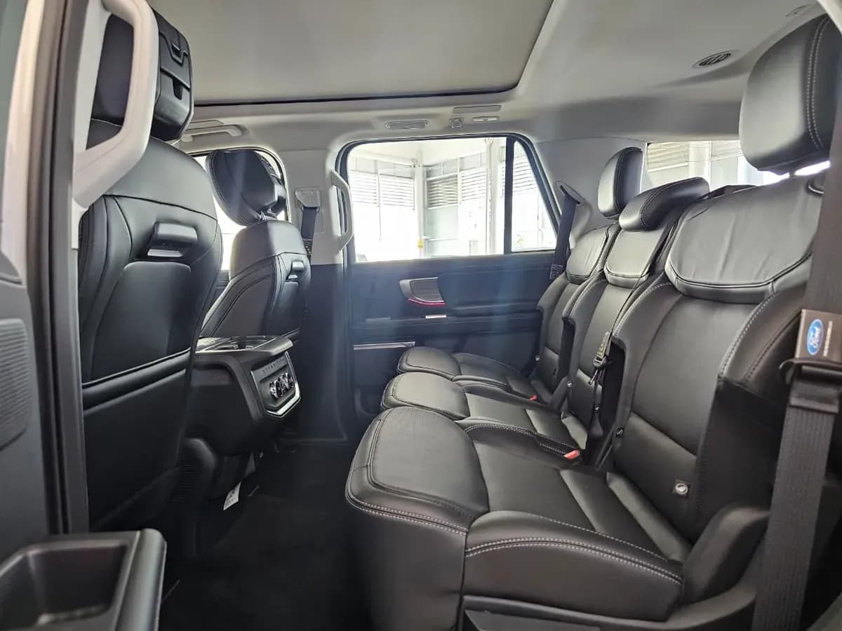 Ford Expedition Platinum 2026