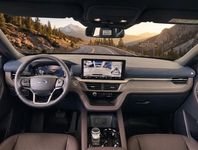 Ford Explorer Platinum 2026