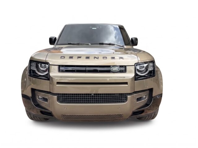 Land Rover Defender 2025
