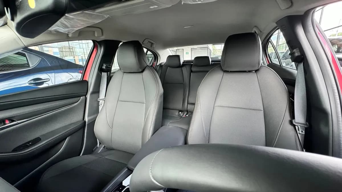Mazda 3 Touring MHEV 2027