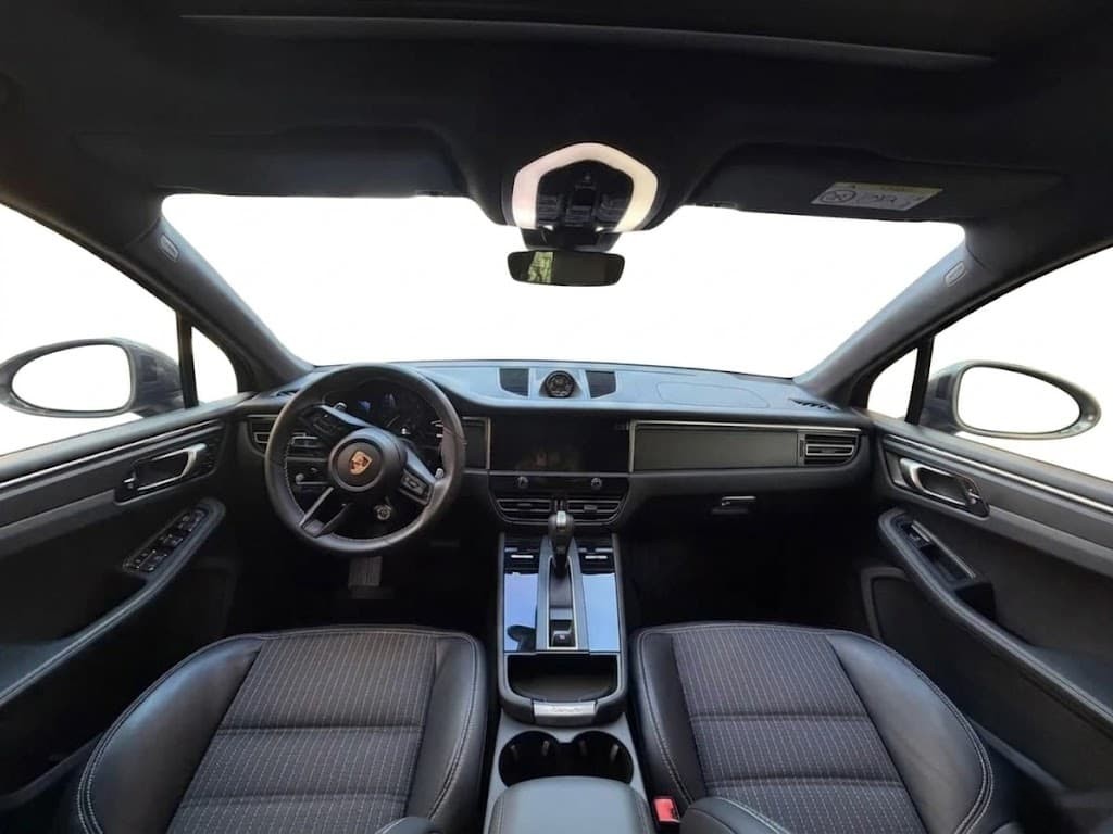Porsche Macan T 2025