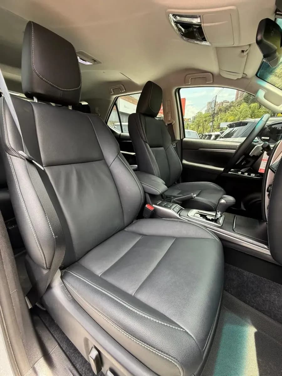 Toyota Fortuner SRV 2026