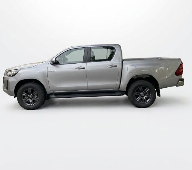 Toyota Hilux SR 2026