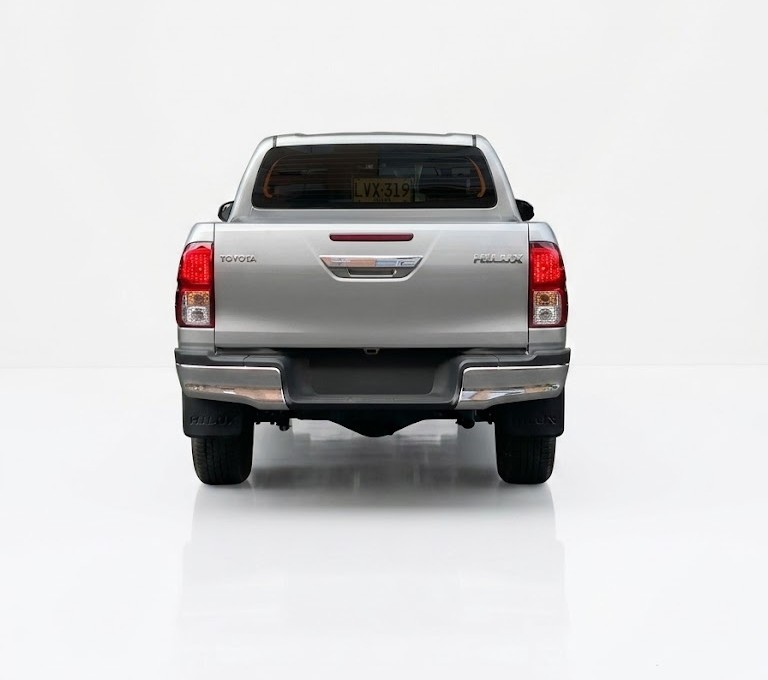 Toyota Hilux SR 2026