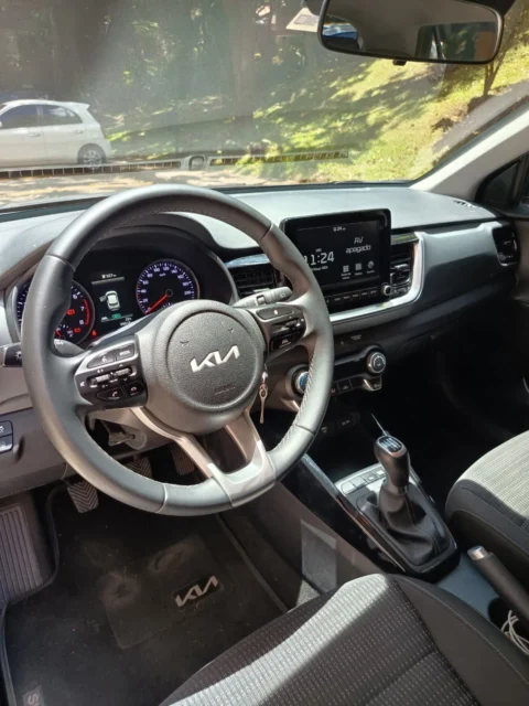Kia Stonic 2023 Zenith