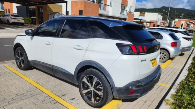 Peugeot 3008 2020 Allure Full