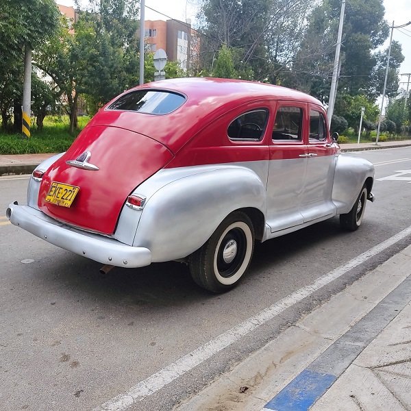 Dodge Plymouth 1947 Gris Funza