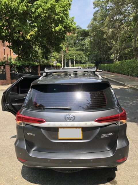 Toyota Fortuner 2017 Gris Cali